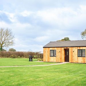 Ash Lodge Ashbourne  Exterior photo