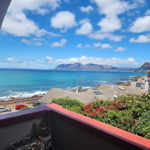 Mountain Beach Living Apartment Cape Town Exterior photo