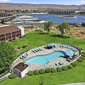 Columbia River Hotel, Ascend Hotel Collection The Dalles Exterior photo