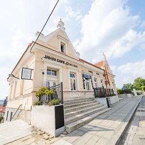 Penzion Nad Lavkou Hotel Uhersky Brod Exterior photo