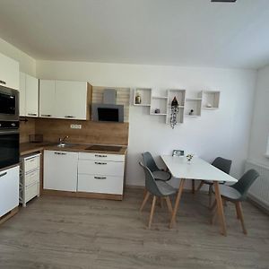 Apartman Lupa Apartment Nove Zamky Exterior photo