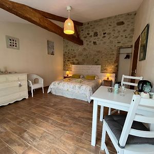 Chambre Louisette Spacieuse Bed & Breakfast Sevremont Exterior photo