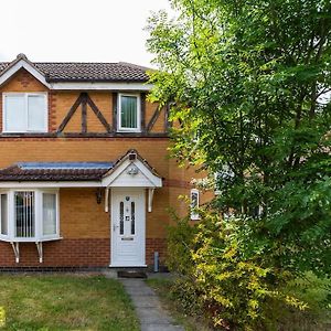 Family And Friends Delight Apartment Oadby Exterior photo