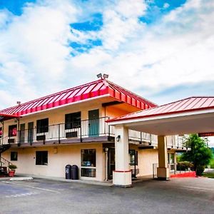 Inn At Lake Washington By Oyo I-405 Renton Exterior photo