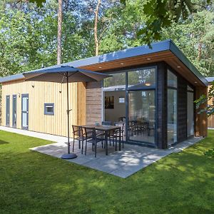 Modern Lodge With Dishwasher, 8 Km From Helmond Mierlo Exterior photo