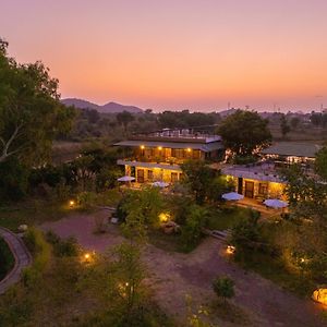 Moustache Ranthambore Luxuria Hotel Sawai Madhopur Exterior photo