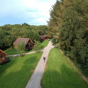 Eastcott Lodges North Tamerton Exterior photo