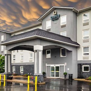 Quality Inn & Suites Grimsby Exterior photo