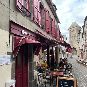 Hotel Restaurant Le Beffroi Salers Exterior photo