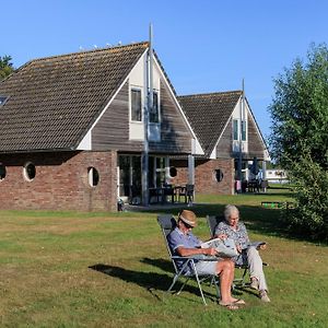 Vakantiehuis Camping It Wiid Villa Earnewald Exterior photo