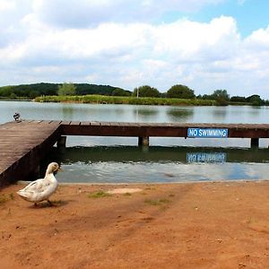 Bosworth Lakeside Lodges Carlton  Exterior photo