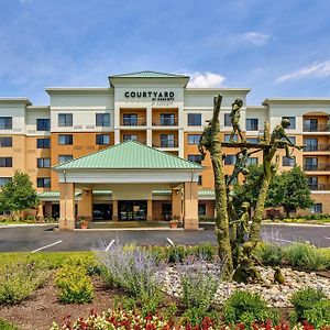 Courtyard Philadelphia/Langhorne Hotel Exterior photo