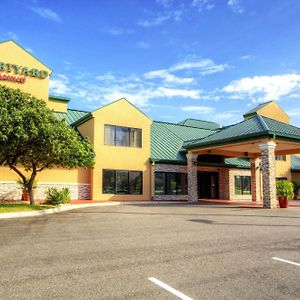 Courtyard By Marriott Mcallen Hotel Exterior photo