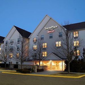 Towneplace Suites Republic Airport Long Island Farmingdale Exterior photo