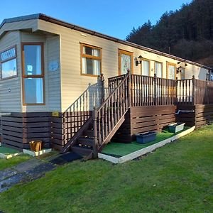 Spacious Luxury Escape With Sea Views And Pet Friendly At Clarach Bay Villa Aberystwyth Exterior photo