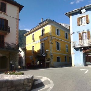 Hotel Central Saint-Pierre-d'Albigny Exterior photo