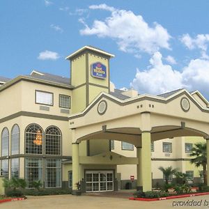 Best Western Plus New Caney Inn & Suites Exterior photo