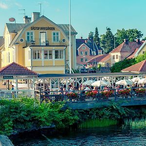 Borensbergs Gaestgivaregard Bed & Breakfast Exterior photo