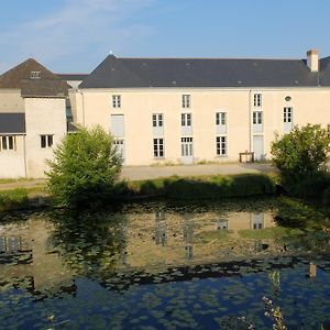 Gite Des Grands Moulins De Bauge Hotel Exterior photo