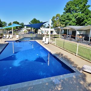 Big4 Mildura Getaway Hotel Exterior photo