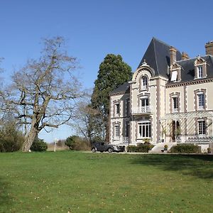 Chateau De La Folie Bed & Breakfast Trie-Chateau Exterior photo