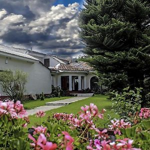 Hotel Colomba Huaraz  Exterior photo