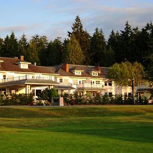 Crown Mansion Boutique Hotel & Villas Qualicum Beach Exterior photo