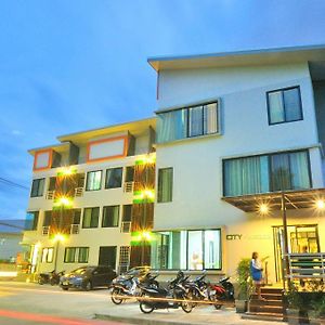 City Ratsada Lampang Hotel Exterior photo