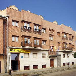 Duque De Osuna Hotel Medina De Rioseco Exterior photo