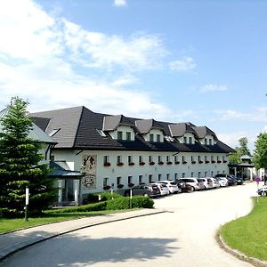 1A Landhotel Schicklberg Kremsmuenster Exterior photo