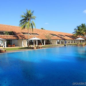 Thaala Bentota Hotel Exterior photo