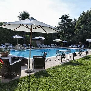 Hotel Saccardi & Spa - Adults Only Caselle Di Sommacampagna Exterior photo