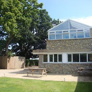 Ger-Y-Llyn Villa Bonvilston Exterior photo