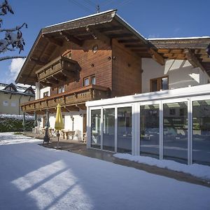 Pension Brixana Hotel Brixen im Thale Exterior photo