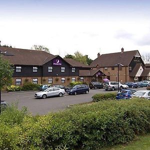 Premier Inn Maidstone West Malling Exterior photo