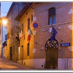 Il Pozzo Della Citerna Hotel Castelnuovo Berardenga Exterior photo