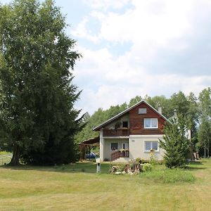 Ubytovanie Hugo Alzbetka Hotel Mengusovce Exterior photo