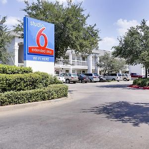 Studio 6-Houston, Tx - Spring Hotel Exterior photo