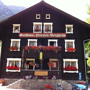 Gasthaus Bergheim Hotel Wassen Exterior photo