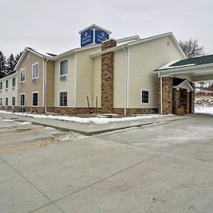 Cobblestone Hotel & Suites - Punxsutawney Exterior photo