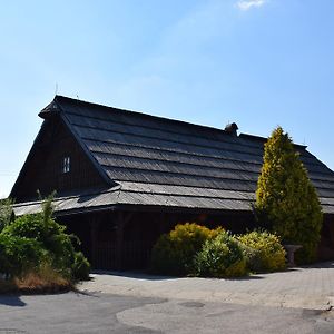 Penzion Rekrea Hotel Levice Exterior photo