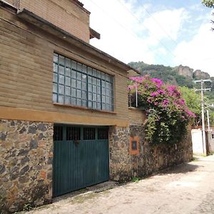 Ollin Calli Hostal-Temazcal Guest House Tepoztlan Exterior photo