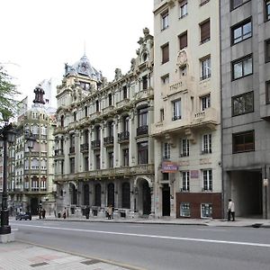 Santacruz Hotel Oviedo Exterior photo