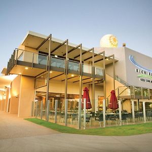 Rich River Golf Club Hotel Moama Exterior photo