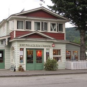 Historic Skagway Inn Exterior photo