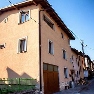 Valevitsata Guesthouse Razlog Exterior photo