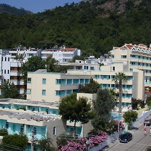 Banu Apts And Studios Marmaris Exterior photo