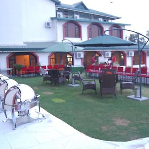 Hotel The Grand Raj Palampur Exterior photo