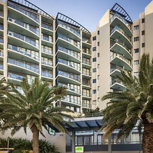 Quest Cronulla Beach Aparthotel Exterior photo