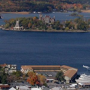 Capt. Thomson'S Resort Alexandria Bay Exterior photo